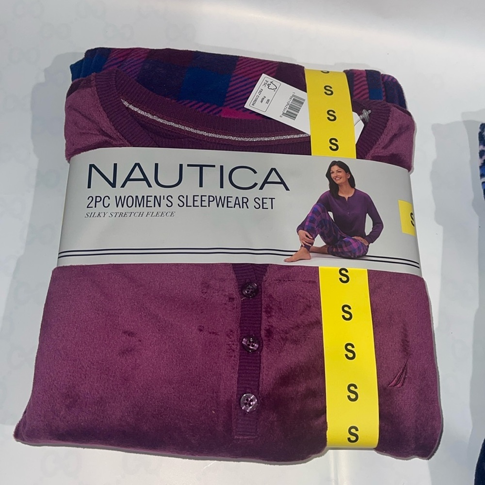 NWT Nautica, two-piece woman sleepwear, set silky stretch fleece